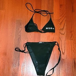 BNWT womens Missguided brand black 2 piece bikini sz. 6